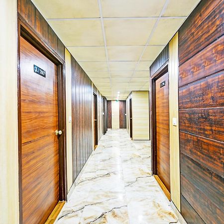 Hotel O Lavish Faridabad Bagian luar foto